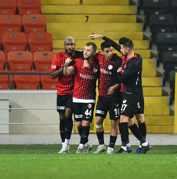 Fenerbahçe Antep’te kayıp! Fenerbahçe deplasmanda mağlup oldu