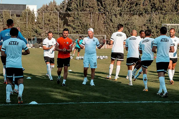 18 yıl sonra dev derbi! Altay Göztepe maçı ne zaman, saat kaçta? Süper Lig 5. hafta Altay Göztepe maçı hangi kanalda?