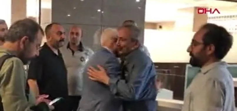 Bebek katili terörist başına güzellemeler yapan Merdan Yanardağ'a HDP'li Sırrı Süreyya Önder'den 'sarılmalı' ziyaret