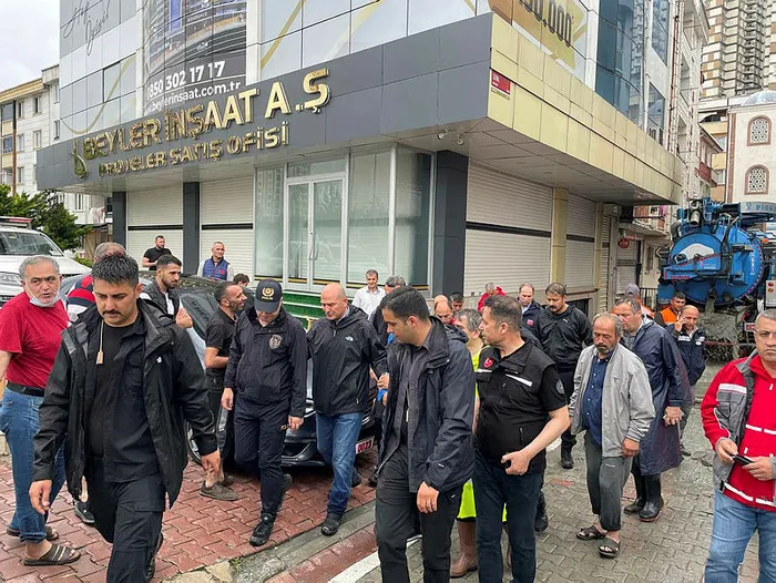 Sel sonrası İstanbul Valiliği duyurdu: Yardım ödemesi başladı