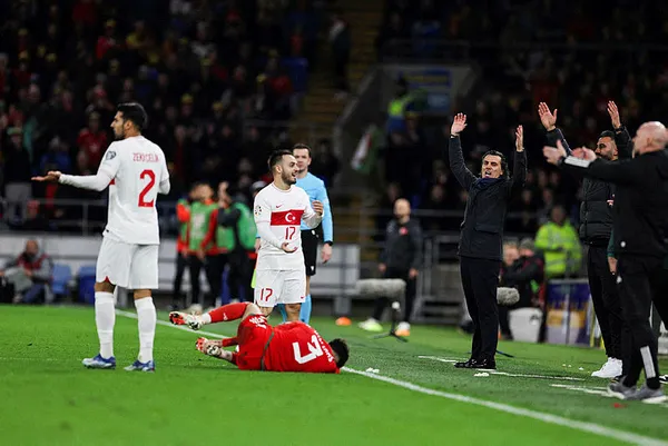 A Milli Takım’ın uçağı Münih’e zorunlu iniş yaptı! Montella’nın ağabeyi uçakta rahatsızlandı...