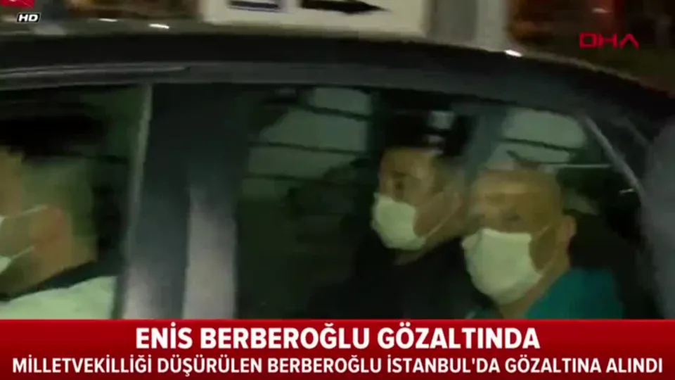 CHP’li Enis Berberoğlu gözaltına alındı
