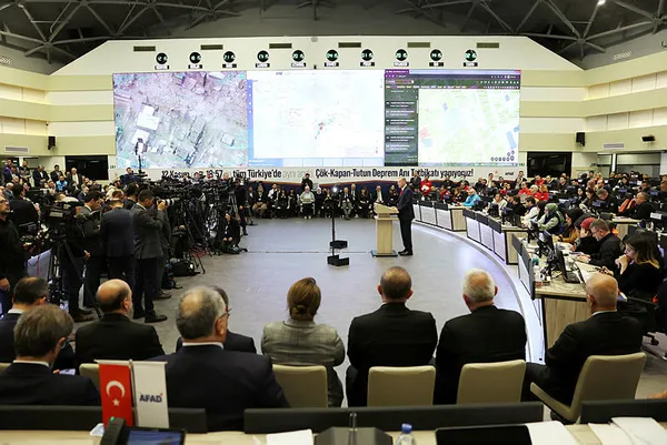 Deprem gündemi ile toplanan Kabine sonrası Başkan Erdoğan’dan son dakika açıklamaları