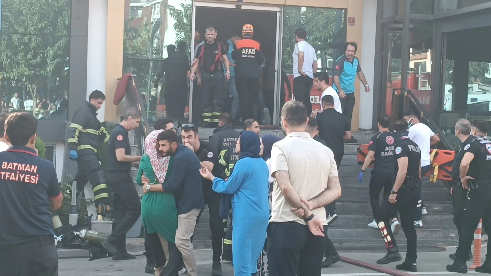 Batman’da spor salonunda yangın: 3 ölü, 9 yaralı
