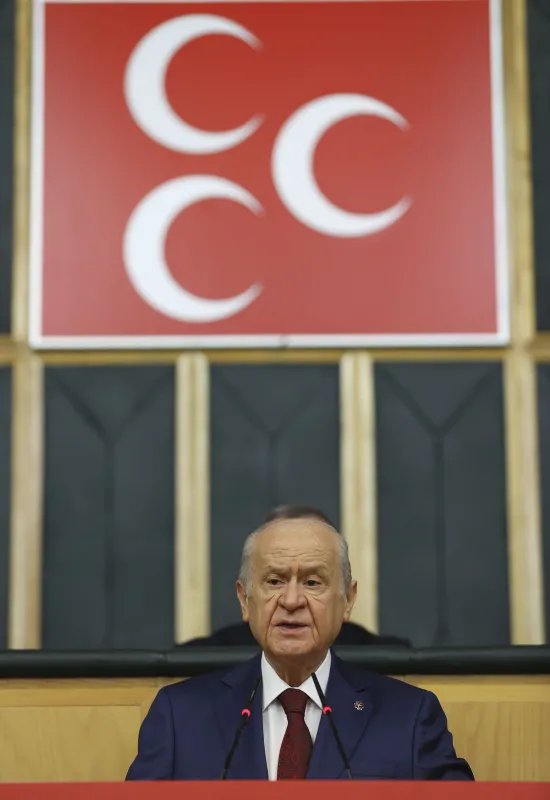 son-dakika-mhp-grup-toplantisinda-bahceliden-onemli-aciklamalar-1619509149961.jpg Son dakika: MHP lideri Bahçeli HDP'ye ateş püskürdü: Ermenistan'a iltica etsinler - 4