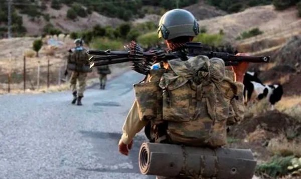 Türk askeri vurdu PKK’yı korku sardı! Cesaretin varsa sen yap