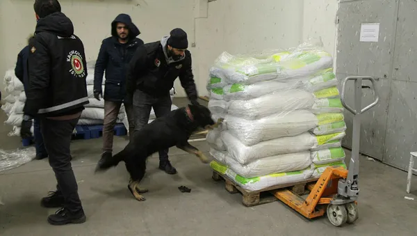 Son dakika: Ticaret Bakanı Ruhsar Pekcan açıkladı! "Kapıkule'deki operasyonda yeni rekora imza atıldı" - 1