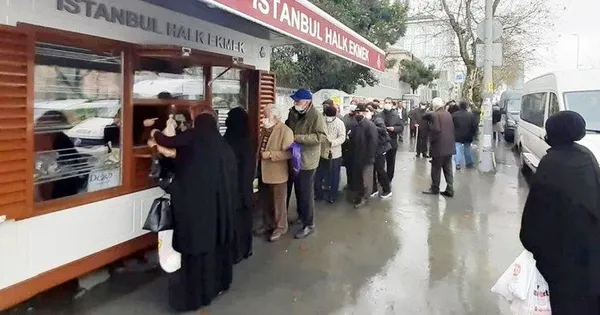 1640333485798.jpeg İBB Halk Ekmek'te günlük üretimi düşürdü! Algı için 85 büfeyi açmıyor - 2