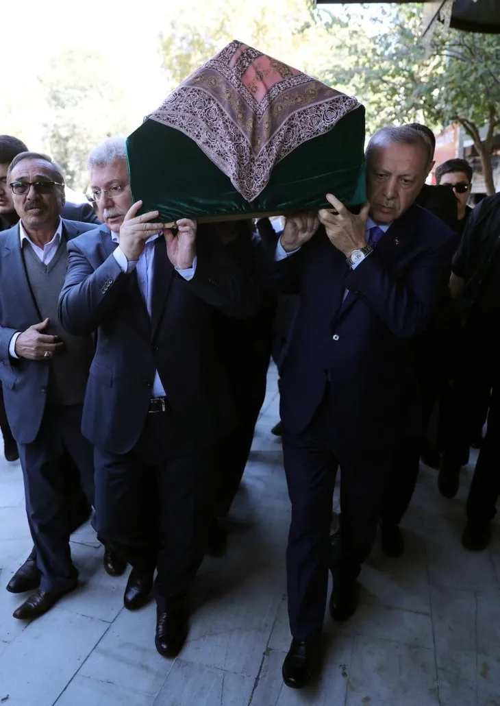 Başkan Erdoğan'a Eyüp Sultan’da sevgi seli