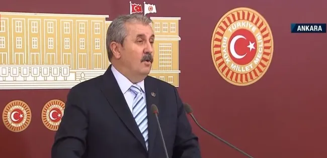 muhalefete-erken-secim-tepkisi-projeleri-yok-ne-yol-haritasi-ne-aday-belli-1637827836369.jpg Muhalefete erken seçim tepkisi: Projeleri yok, ne yol haritası ne aday belli - 3