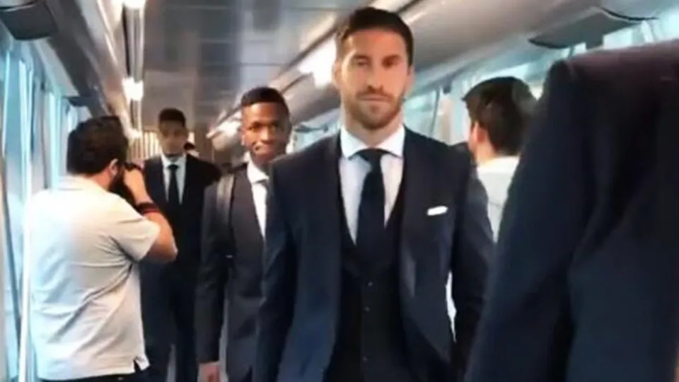 Real Madrid kafilesinden çarpıcı görüntü! Ramos...