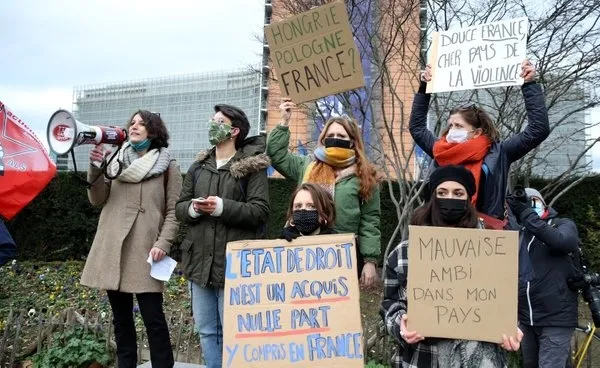 Brüksel'de ırkçılık ve polis şiddeti protesto edildi - 3