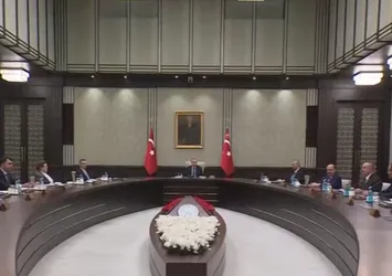 Kabine ekonomi gündemiyle toplanıyor! Memur ve emekli maaşlara ek zam gündemde | İşte masadaki konular...