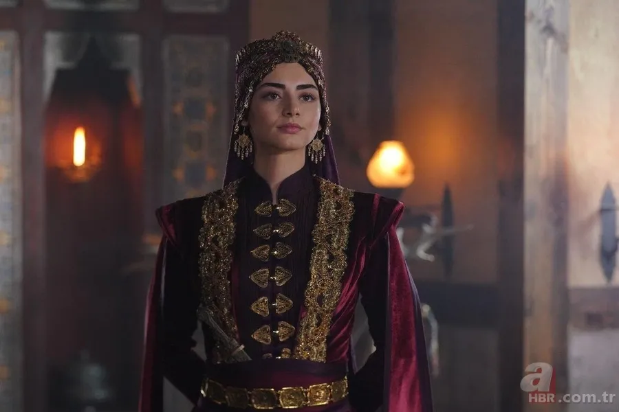 Kuruluş Osman'ın Bala Hatun'u Özge Törer tatil pozlarıyla göz kamaştırdı 2