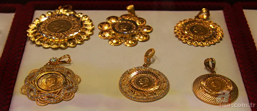 Altın ve gümüş rekor tazeledi! Uzman, kredi çekerek altın alanları uyardı 17