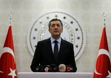 Milli Eğitim Bakanı Ziya Selçuk'tan öğrencilere ve öğretmenlere mesaj