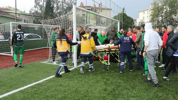 Maç sırasında fenalaşan veteran kaleci hayatını kaybetti - 2