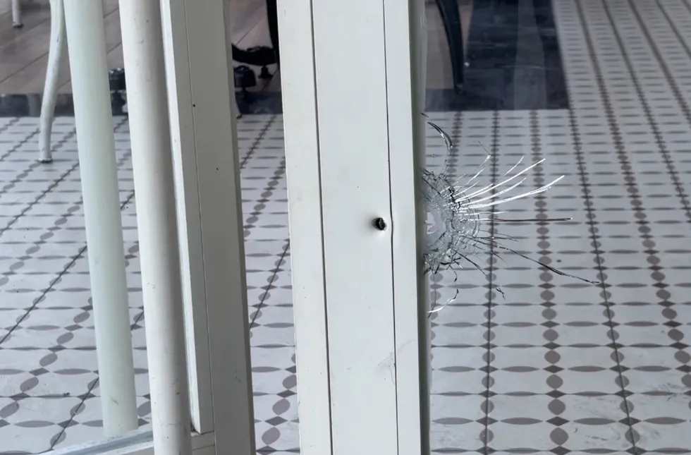 Ümraniye’de bir AVM’de silahlar konuştu: Kafe müşterilerine dehşet! - 2
