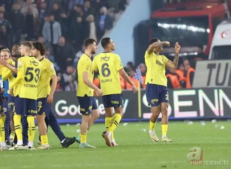 Fenerbahçeli Oosterwolde'den Trabzonspor taraftarına çirkin el hareketi! Olayların fitilini ateşledi 4