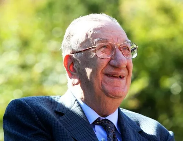 Ömrünü tıbba ve eğitime vakfeden Hocabeyin ölümünün üzerinden 11 yıl geçti