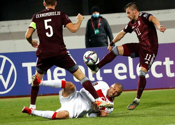 letonyada-yilmaz-turkler-letonya-1-2-turkiye-mac-sonucu-ozet-1633985670209.jpg Letonya'da Yılmaz Türkler! Letonya 1-2 Türkiye (MAÇ SONUCU-ÖZET) - 4