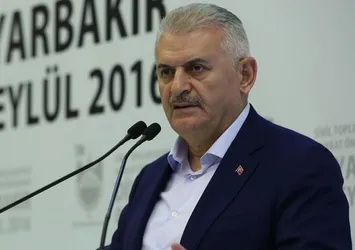 Başbakan Yıldırım: Terör örgütüyle ilişkili bütün öğretmenler açığa alınacak