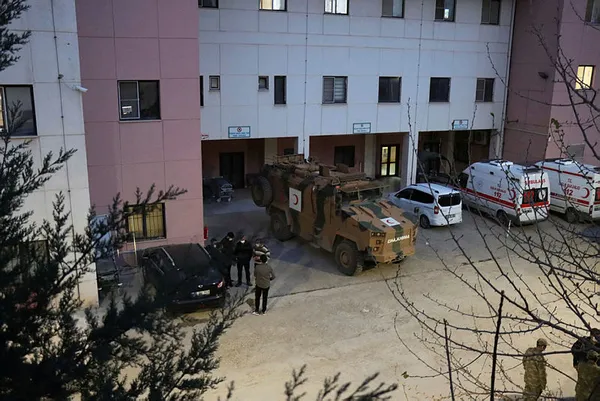 Zeytin Dalı Harekât bölgesinde kalleş saldırı: 2 Mehmetçik şehit oldu! En az 3 PKK'lı öldürüldü - 8