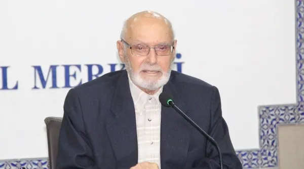 yazar-ve-akademisyen-prof-dr-ali-ozek-89-yasinda-hayatini-kaybetti-1618695220677.jpg