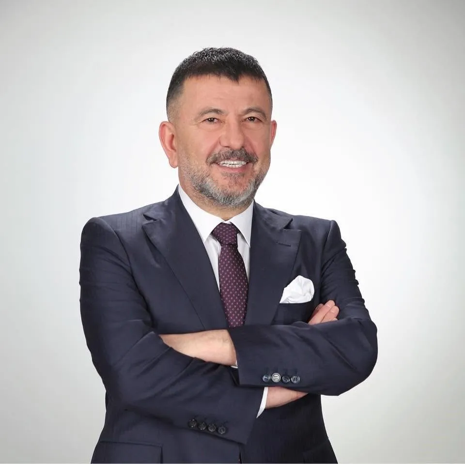 İzmir'deki rüşvet ağının merkezinde Veli Ağbaba var! Belediye başkanları da kıskaçta - 1