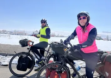 Dünyaya gezen Fransız çift Türkiye’yi yere göğe sığdıramadı