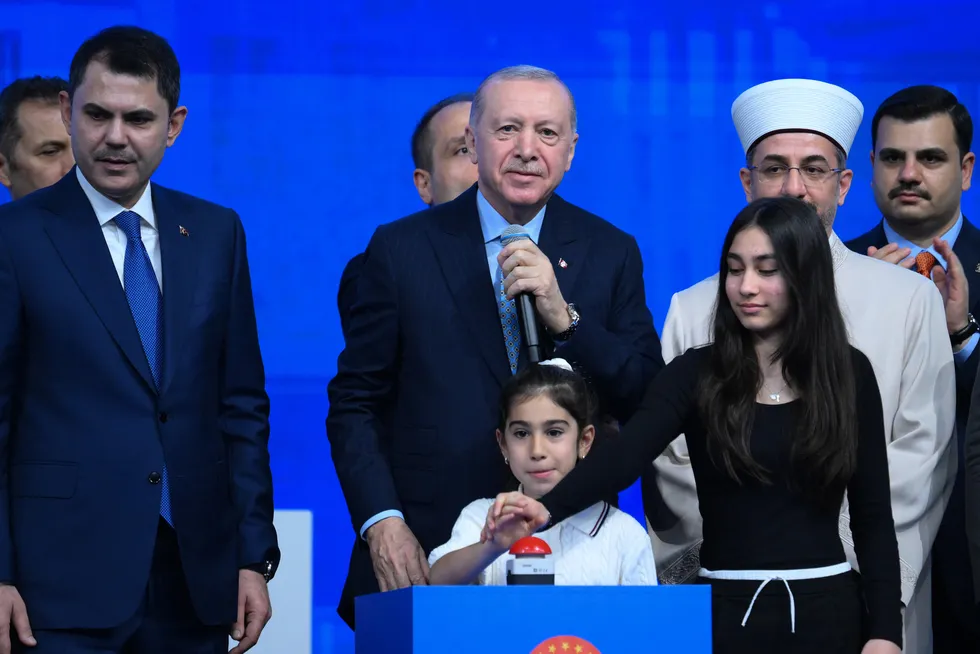 Başkan Erdoğan'dan megakente tarihi çağrı: İstanbul'un tek çözümü kentsel dönüşümdür - 1