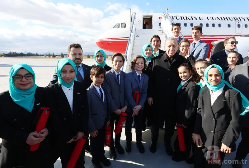 Konya'da Başkan Erdoğan coşkusu! Toplu açılış töreninde dikkat çeken pankart! 6'lı masaya gönderme 8