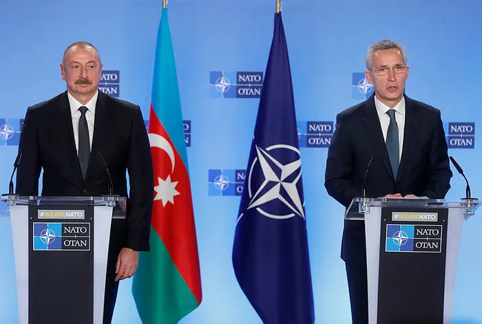 Azerbaycan Cumhurbaşkanı İlham Aliyev NATO'yu ziyaret etti! SON DAKİKA Ermenistan açıklaması