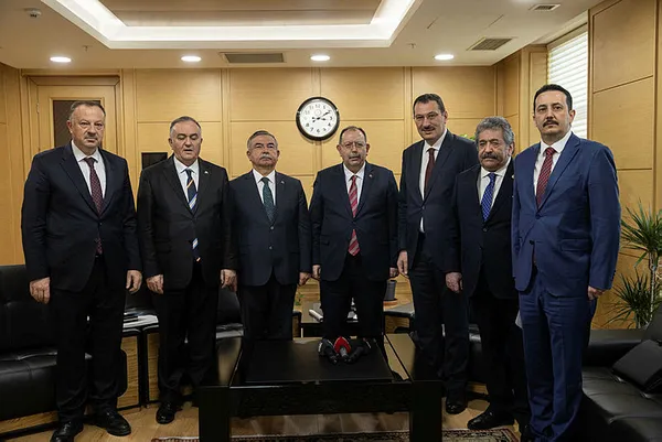 ak-partiye-milletvekili-aday-adayligi-icin-kac-kisi-basvurdu-en-cok-aday-adayi-hangi-bolgeden-1679597034016.jpg AK Parti'ye milletvekili aday adaylığı için kaç kişi başvurdu? | En çok aday adayı hangi bölgeden? - 4