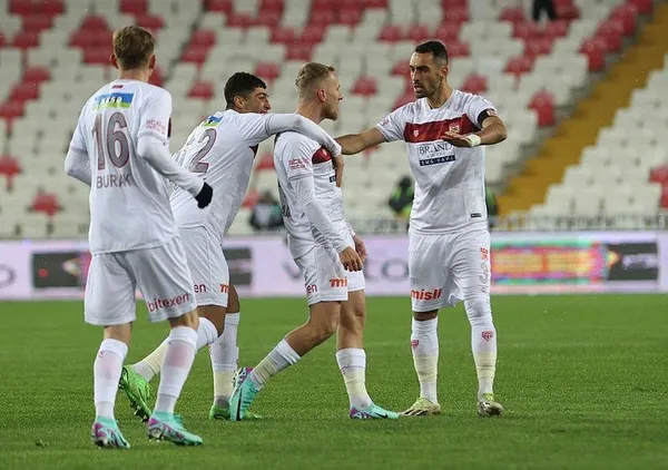 Sivas’ta gollü beraberlik! Sivasspor 3-3 Trabzonspor MAÇ SONUCU