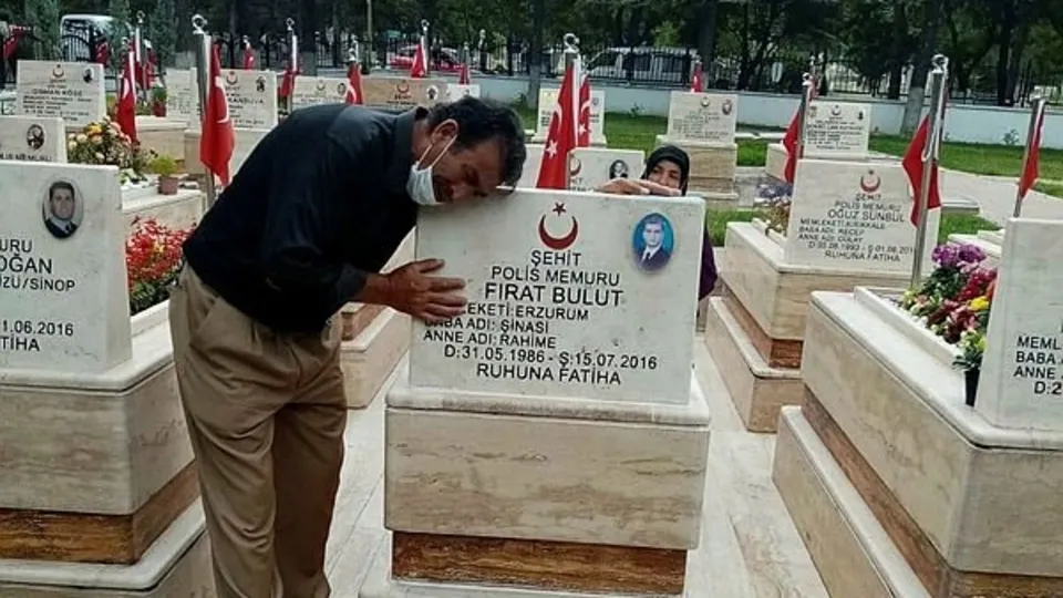 Şehit babasından Kılıçdaroğlu’na sert sözler: FETÖ’ye PKK’ya bu ülkeyi böldürmeyiz!