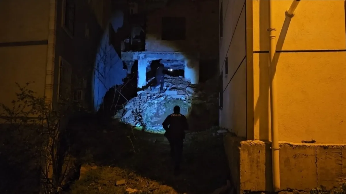 Şişli'de metruk binada sır ölüm! 40 yaşındaki adam kanlar içinde bulundu