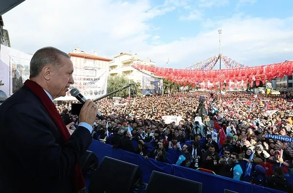 Başkan Erdoğan Balıkesir’den Özel ve İmamoğlu’na çok sert sözlerle yüklendi: CHP’yi DEM’in oyuncağı haline getirenler utansın