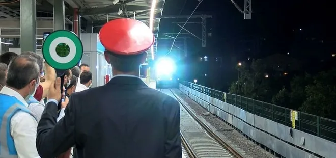 Marmaray’dan 100. yük treni geçti