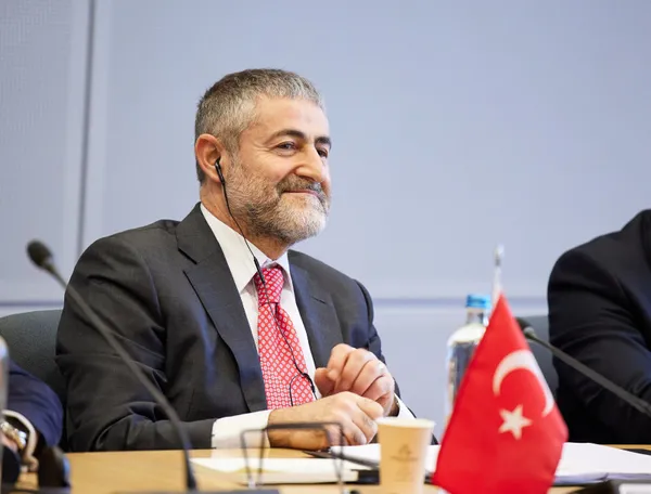 Hazine ve Maliye Bakanı Nureddin Nebati: Türkiye enflasyonu üretimle yeniyor - 3