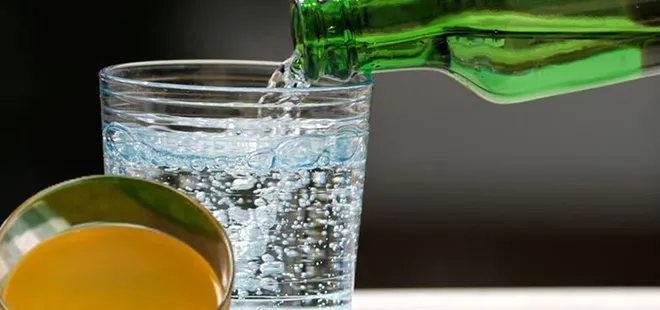 Osmanlı’da şifa niyetine içilirdi! Vücudu baştan aşağı yeniliyor! Maden suyuna 1 kaşık...