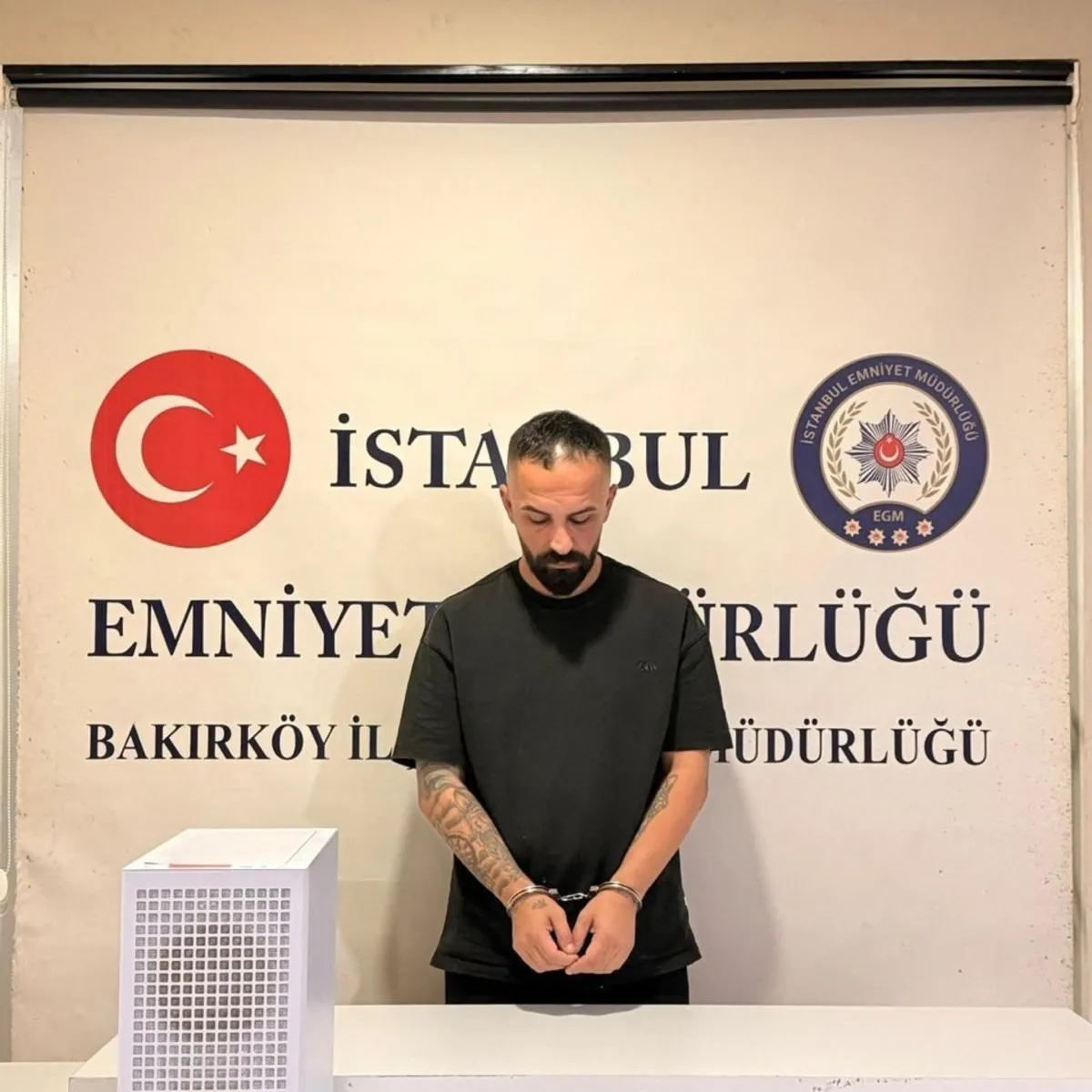 Bakırköy'de güzellik merkezinde skandal! Müşterilerin gizli görüntülerini çekip parayla satmışlar: 3 şüpheli tutuklandı