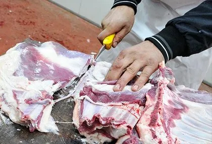 Kurban eti kimlere verilir? Kurban eti en az kaç kişiye dağıtılır? Kurban eti dağıtımı nasıl olmalı? Diyanet açıklaması