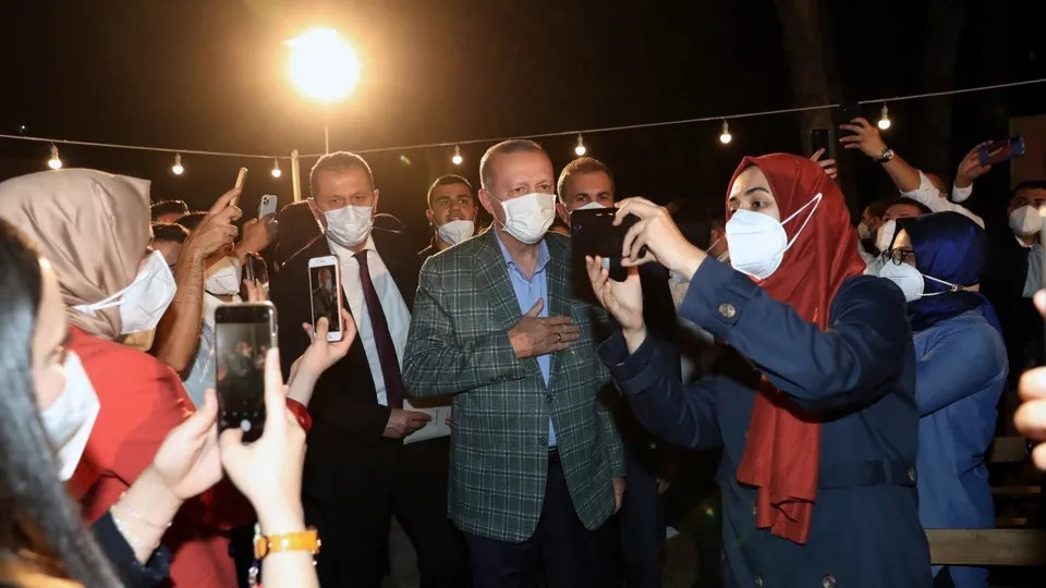 Başkan Erdoğan: Gençlerimiz 2053 vizyonu için kafa yormalı