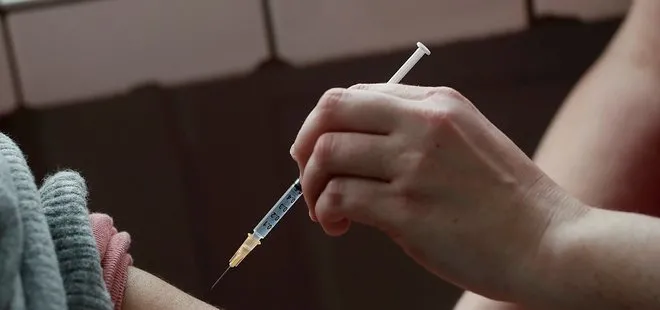 Fransa Bilim Kurulundan flaş Kovid-19 aşısı önerisi! Tek doz yeterli