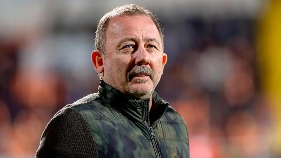 Sergen Yalçın Fenerbahçe’ye mi transfer oluyor? A Spor canlı yayınında flaş sözler