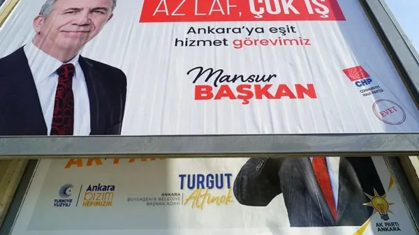 1709392324920.jpeg Sözde 'dürüst' seçim çalışması! Ankara'nın çilesi CHP'li Yavaş'tan Turgut Altınok'un pankartlarına gece yarısı operasyonu! ABB çalışanlarına söktürdü - 2