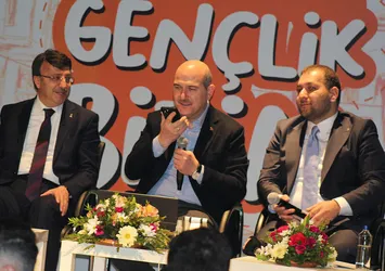 Başkan Recep Tayyip Erdoğan Vanlı gençlere seslendi! Bakan Süleyman Soylu yoğun isteği kıramayarak Başkan Erdoğan'ı aradı