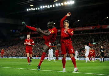 Liverpool adım adım şampiyonluğa yürüyor