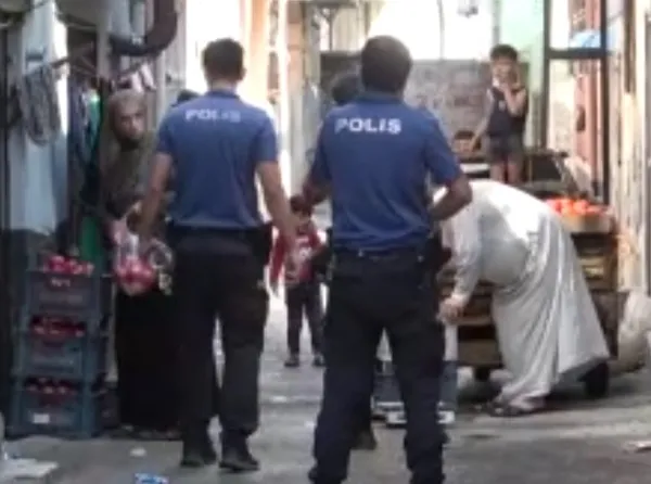 1663838385001.jpg Adana’da film gibi olay! 8 bin Euro alıp bakın nereye bıraktılar - 2